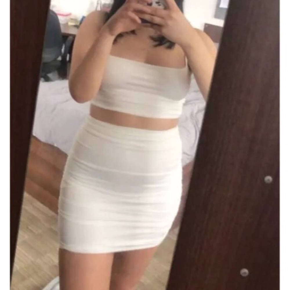 White two piece set